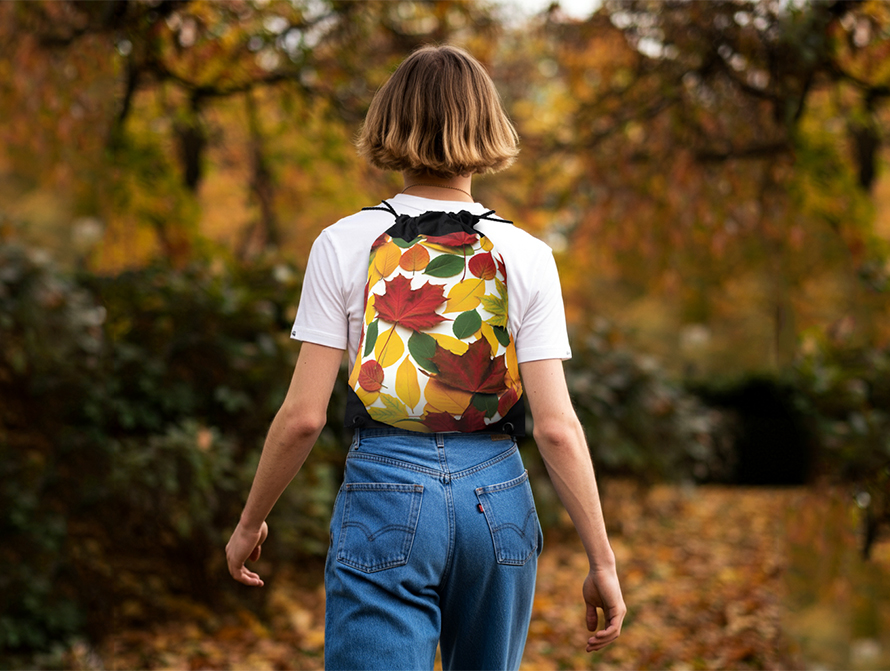 Fall pattern string bag